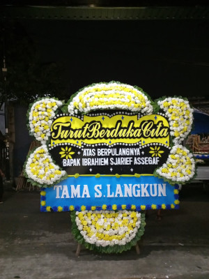 Papan Bunga Duka di Pulokencana